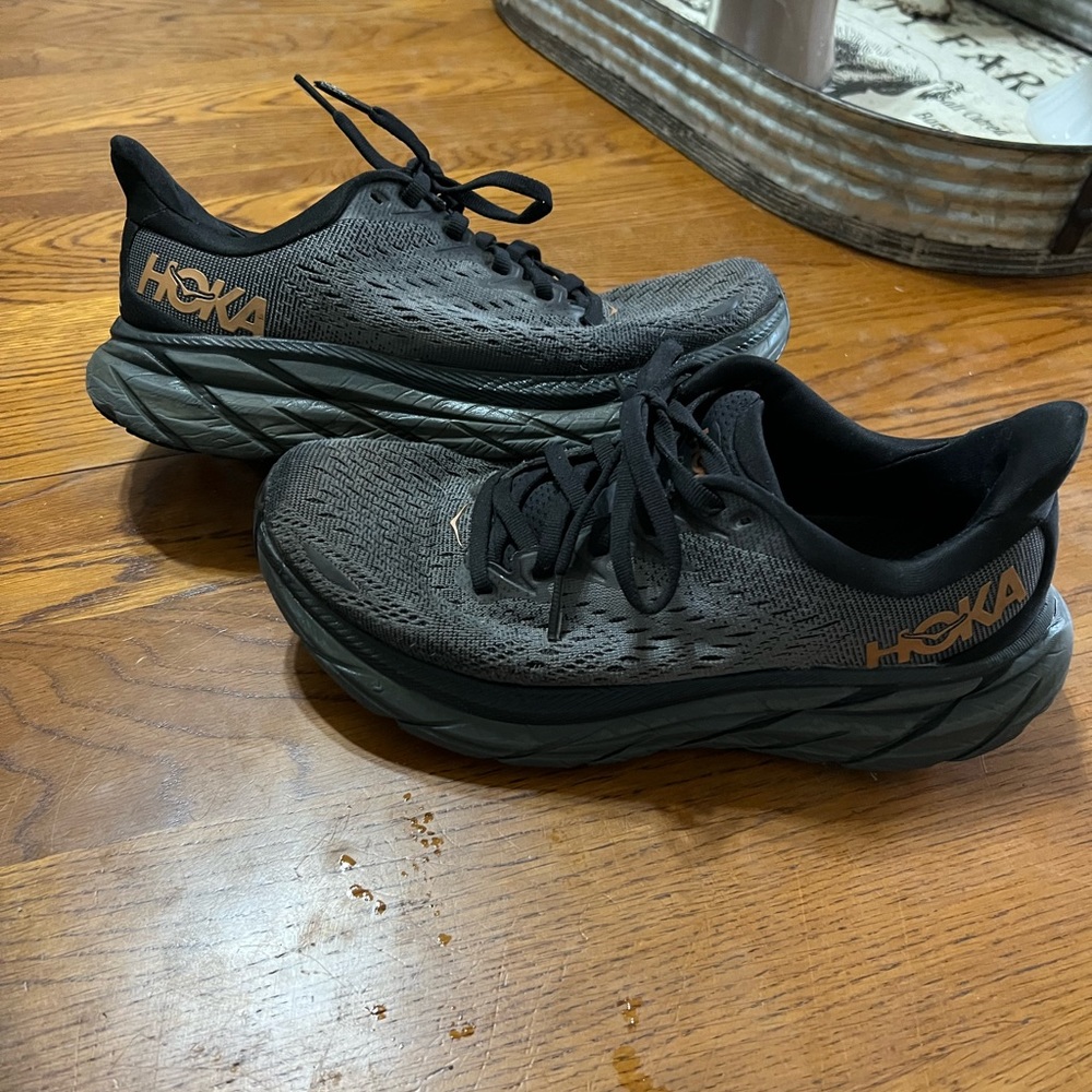 Women’s hokas